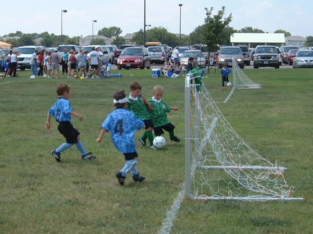 2003/09(Sep)/02(Soccer)/1024x768_2003-09-06 13-02-31.JPG